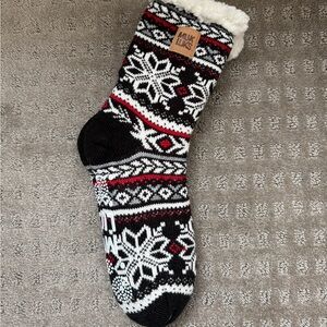 Muk Luks Black and White Snowflake Socks